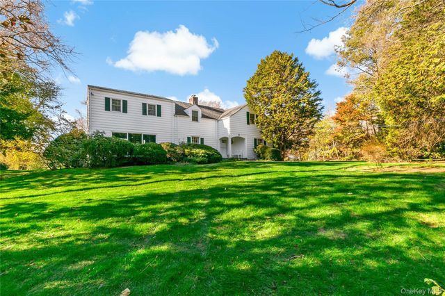 1050 Knollwood Road, White Plains, NY 10603
