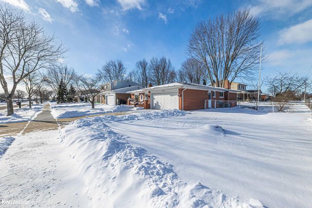 37755 Hacker Drive, Sterling Heights, MI 48310
