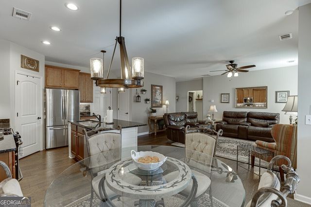 111 Gunier Circle, Dawsonville, GA 30534