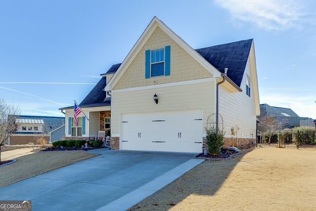 111 Gunier Circle, Dawsonville, GA 30534