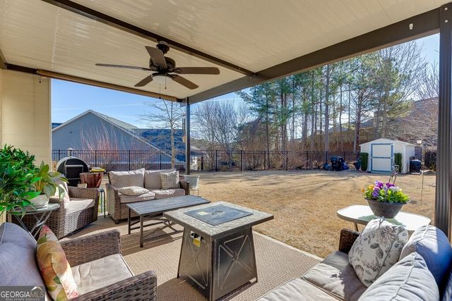 111 Gunier Circle, Dawsonville, GA 30534