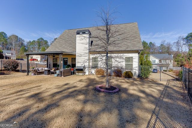 111 Gunier Circle, Dawsonville, GA 30534