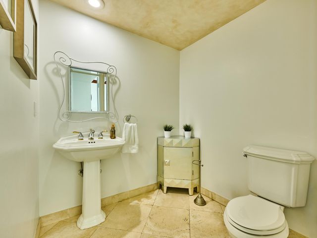 3720 S Ocean Boulevard 907, Highland Beach, FL 33487
