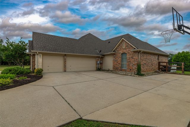 2304 Chipping Campden Road, Denton, TX 76226