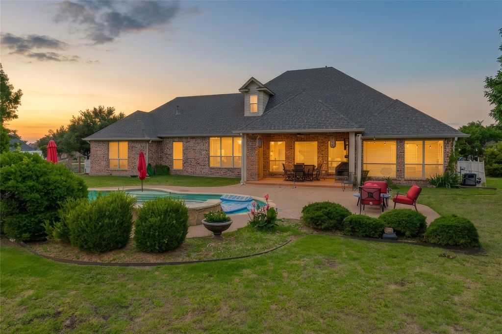 2304 Chipping Campden Road, Denton, TX 76226 — photo 2