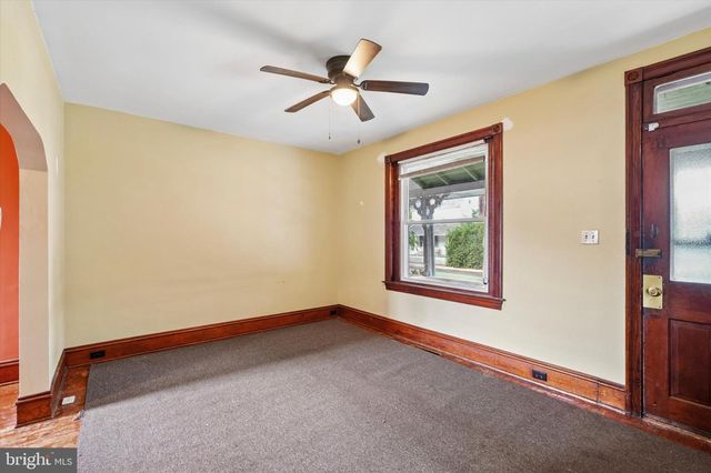 345 YORK AVE, Lansdale, PA 19446