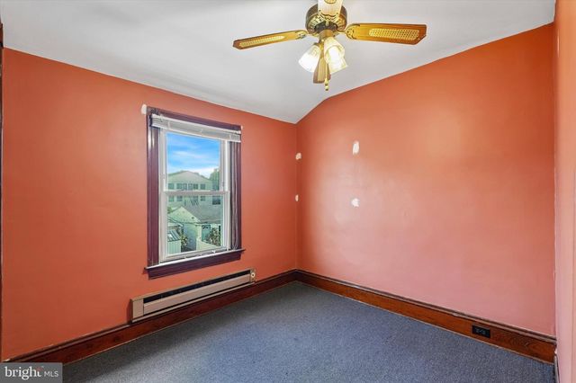 345 YORK AVE, Lansdale, PA 19446