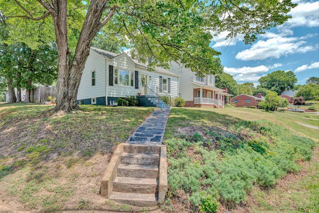 3402 Westmoreland DR, Roanoke, VA 24018