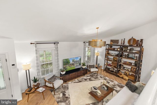 13459 STREAM VALLEY DR, Chantilly, VA 20151