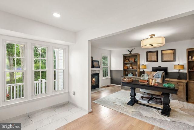 13459 STREAM VALLEY DR, Chantilly, VA 20151