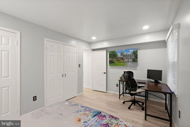 13459 STREAM VALLEY DR, Chantilly, VA 20151
