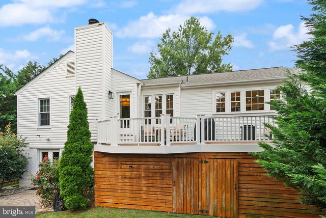 13459 STREAM VALLEY DR, Chantilly, VA 20151