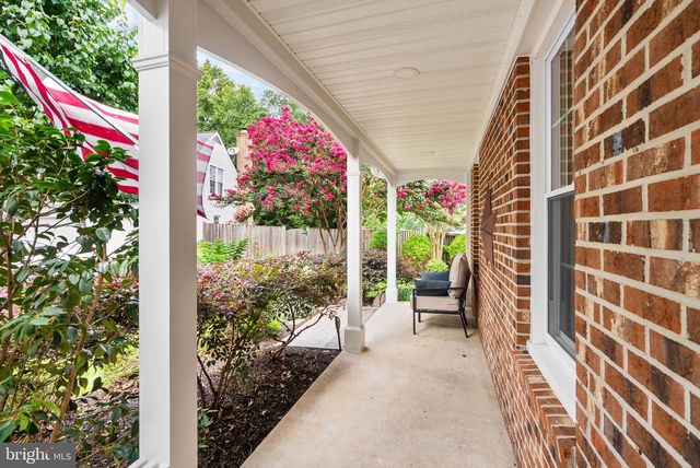 13459 STREAM VALLEY DR, Chantilly, VA 20151
