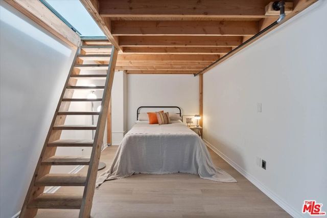 312 W 5th Street 222, Los Angeles, CA 90013