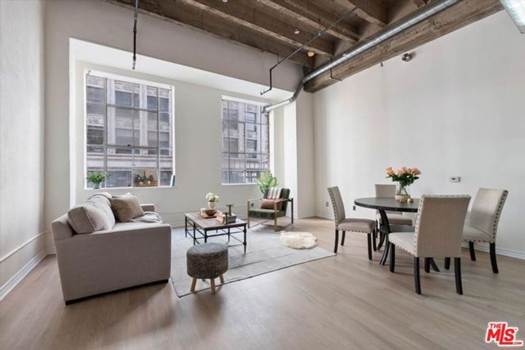 312 W 5th Street 222, Los Angeles, CA 90013