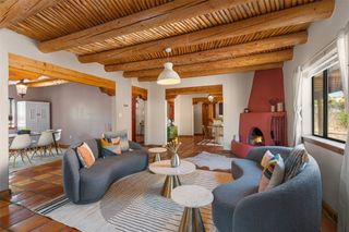 7523 Snow Blossom, Santa Fe, NM 87507