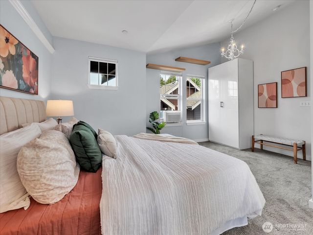 5430 California Avenue SW #3B, Seattle, WA 98136