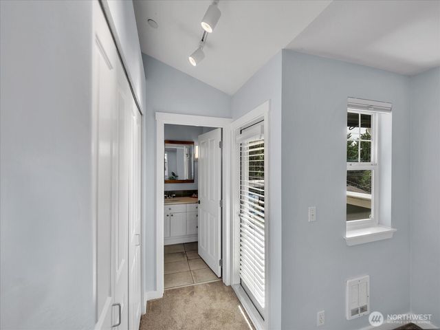 5430 California Avenue SW #3B, Seattle, WA 98136