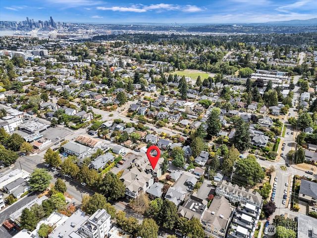 5430 California Avenue SW #3B, Seattle, WA 98136