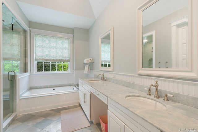 5 Anthony Lane, Quogue, NY 11959