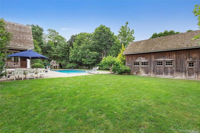 5 Anthony Lane, Quogue, NY 11959