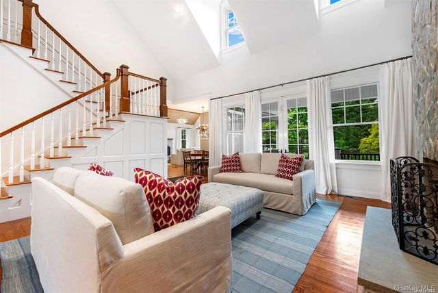 5 Anthony Lane, Quogue, NY 11959