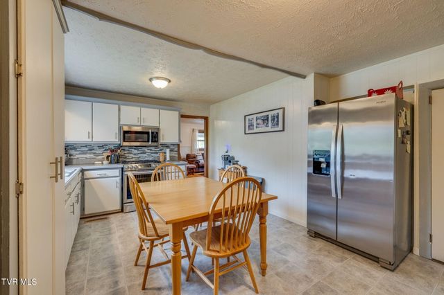 241 Donald Broyles Road, Chuckey, TN 37641