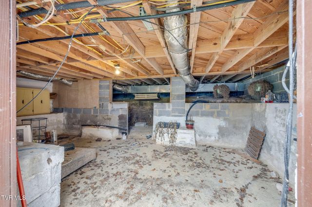 241 Donald Broyles Road, Chuckey, TN 37641