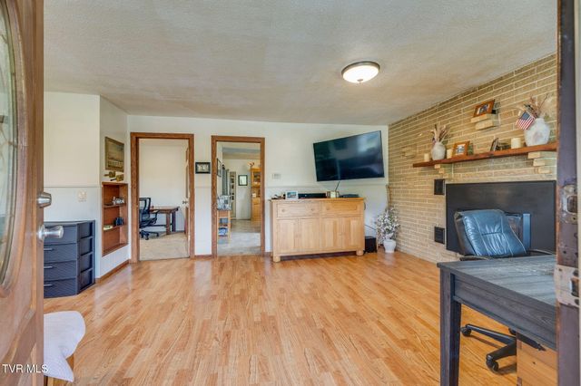 241 Donald Broyles Road, Chuckey, TN 37641
