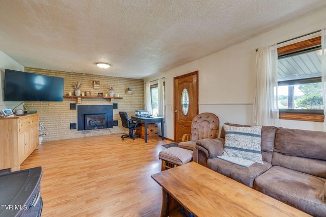 241 Donald Broyles Road, Chuckey, TN 37641