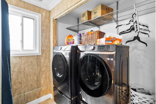 587 NW Fairhaven Drive, Oak Harbor, WA 98277