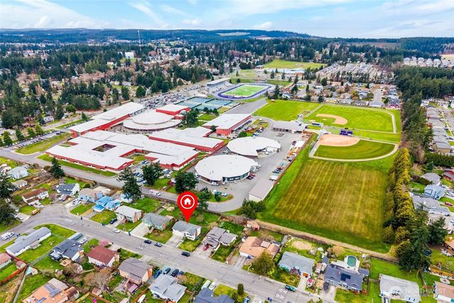 587 NW Fairhaven Drive, Oak Harbor, WA 98277