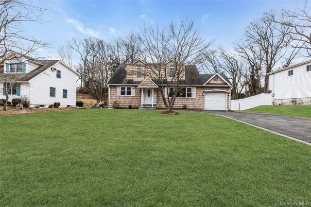 46 Falcon Drive, Hauppauge, NY 11788