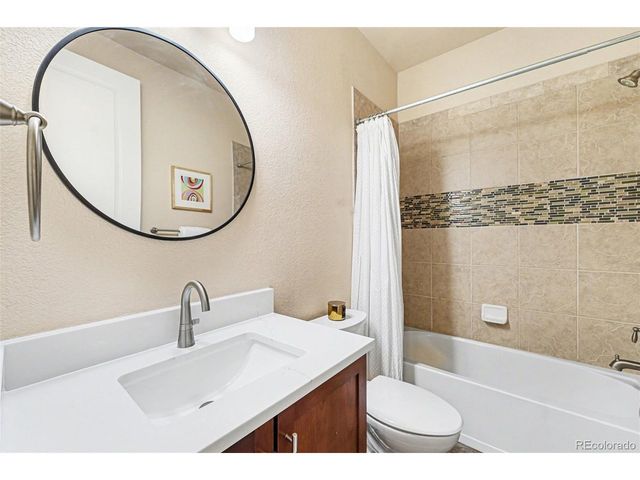 10197 Belvedere Ln, Lone Tree, CO 80124