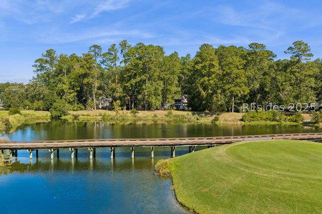 36 Belted Kingfisher Ln, Richmond Hill, GA 31324
