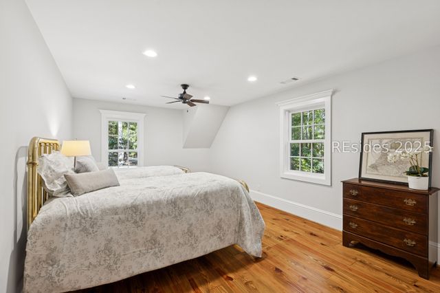 36 Belted Kingfisher Ln, Richmond Hill, GA 31324