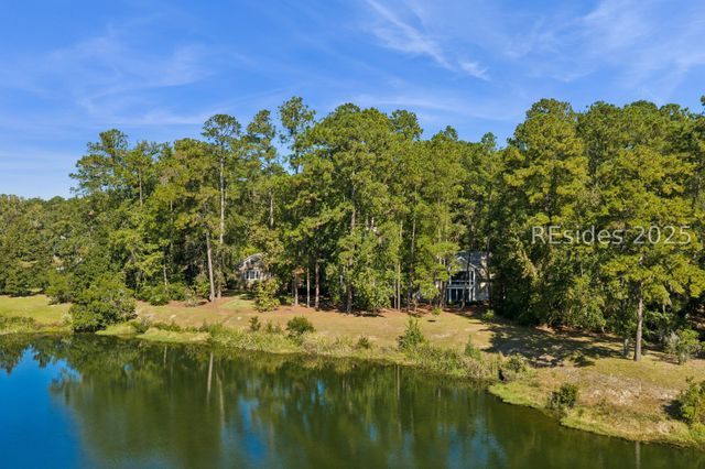 36 Belted Kingfisher Ln, Richmond Hill, GA 31324