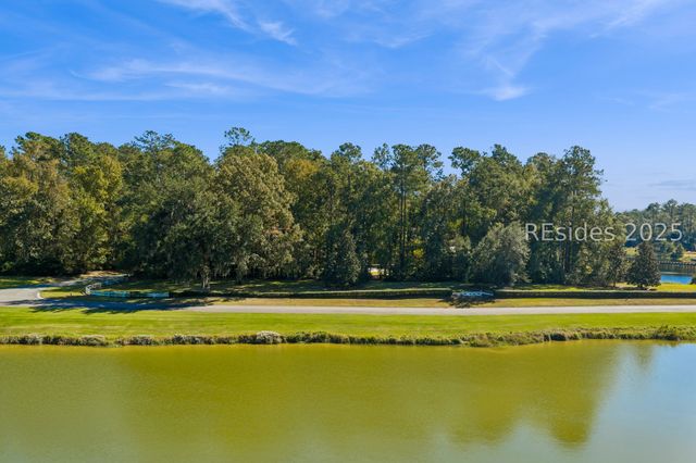 36 Belted Kingfisher Ln, Richmond Hill, GA 31324