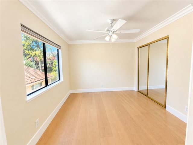 6691 Summerhill Court, Oak Park, CA 91377