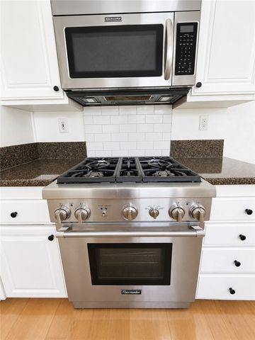 6691 Summerhill Court, Oak Park, CA 91377