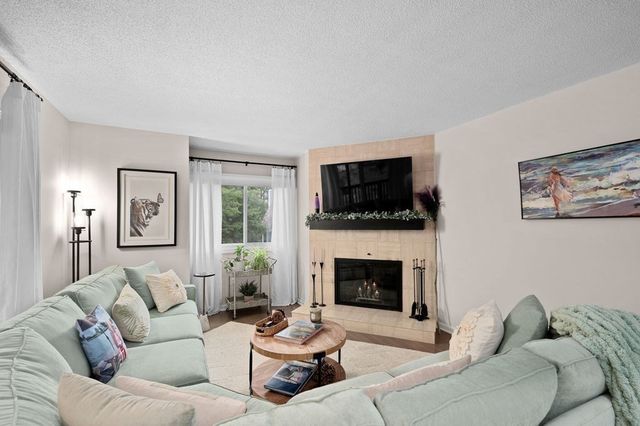 6 Majestic Way 6, Salem, MA 01970