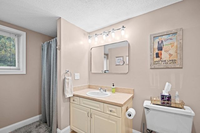 6 Majestic Way 6, Salem, MA 01970
