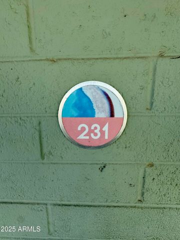 1702 W TUCKEY Lane 231, Phoenix, AZ 85015