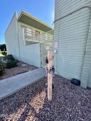 1702 W TUCKEY Lane 231, Phoenix, AZ 85015