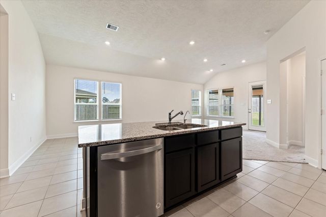 623 Coyote Canyon Court, Magnolia, TX 77354