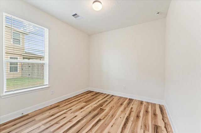 623 Coyote Canyon Court, Magnolia, TX 77354