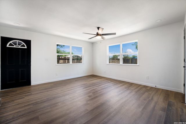 536 Commerce St, Pleasanton, TX 78064