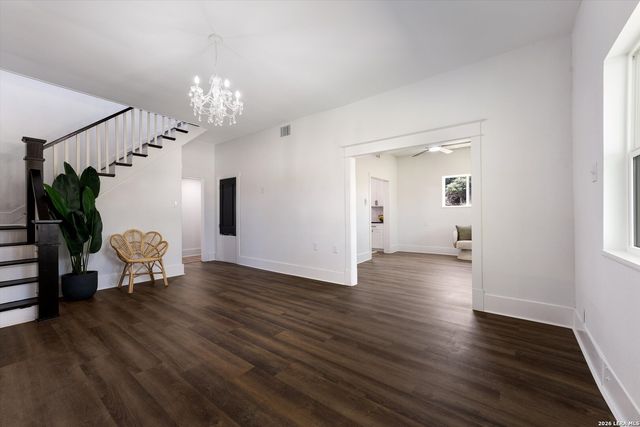 536 Commerce St, Pleasanton, TX 78064
