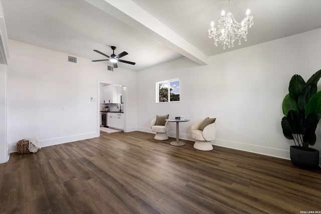 536 Commerce St, Pleasanton, TX 78064