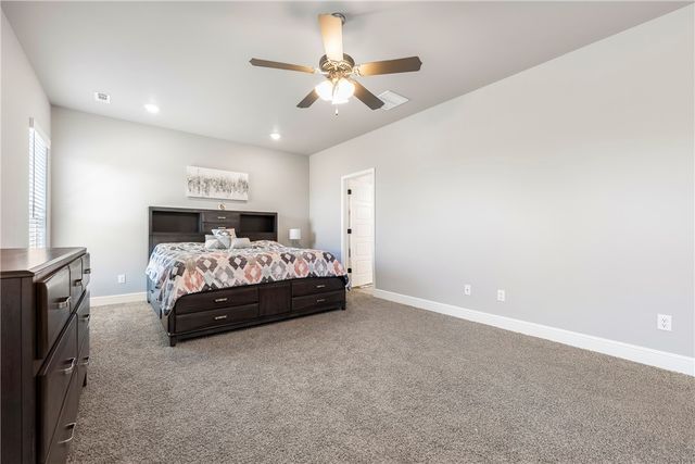 2041 Tallgrass Terrace, Centerton, AR 72719